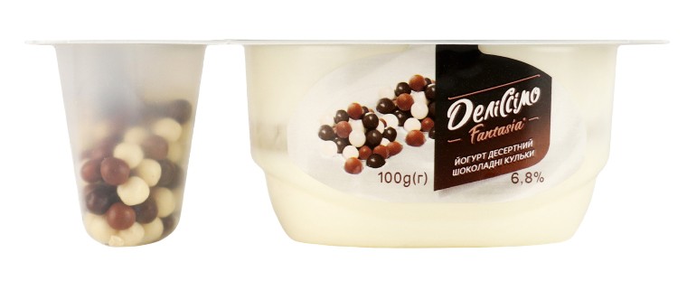 Йогурт Делиссимо Fantasia десертный и шарики в шоколаде 6.8% 100г