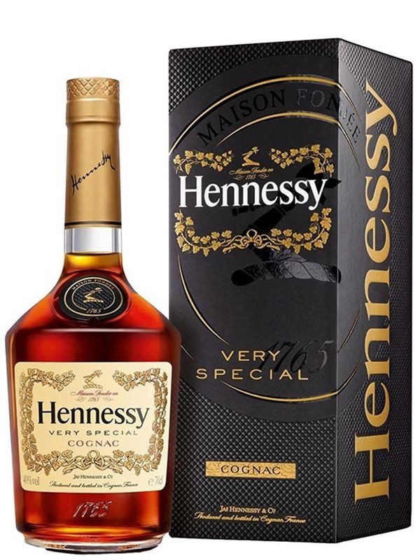 Коньяк Hennessy VS 0,7л 40% кор.